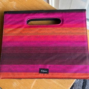 Thirty-One Fold-n-File excellent condition.